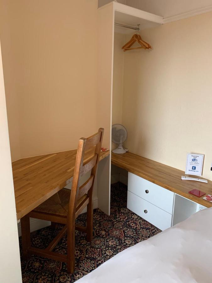 Bouvrie Guest House Χέρεφορντ Εξωτερικό φωτογραφία